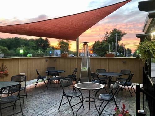 Outdoor Dining at Andriaccio's Restaurant - Sunset.jpeg